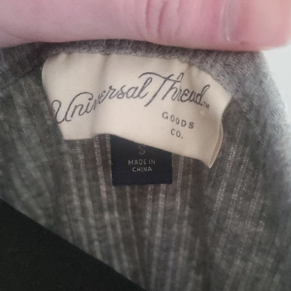 Universal Thread Gray Ribbed Cardigan - Picture 2 of 3